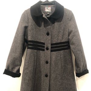 Tailored Rothschild 100% Wool Coat, size 12 , Color: charcoa